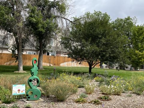 Heritage Trail Pollinator Artwork for Solitary & Cavity Nesting Pollinators